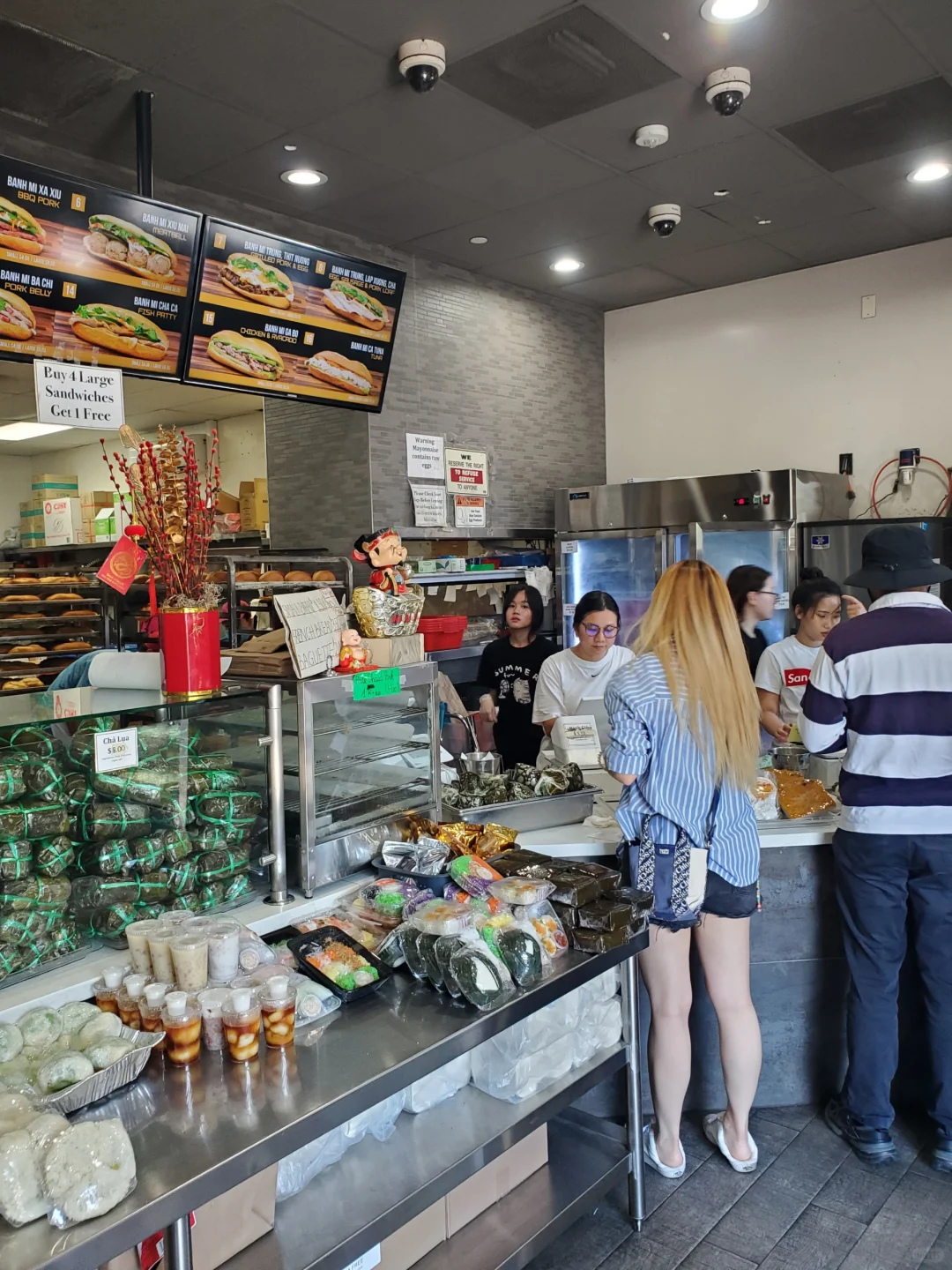 "Bay Area's Viral Vietnamese Sandwiches, So Delicious! 😋"