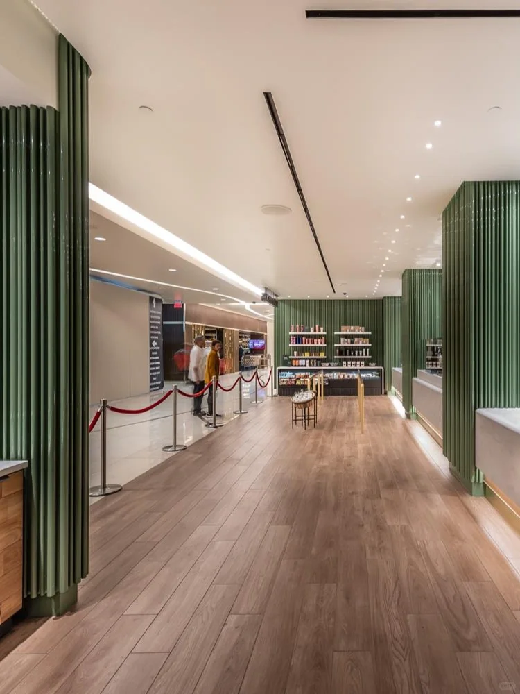 Starbucks in Las Vegas, the Gambling Capital of the U.S.