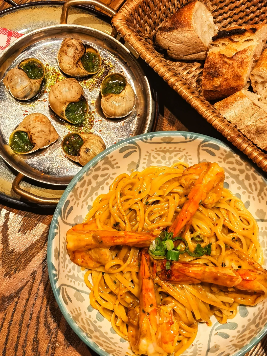 🇫🇷 Highly Recommended ‼️ French Cuisine on Champs-Élysées 🍷