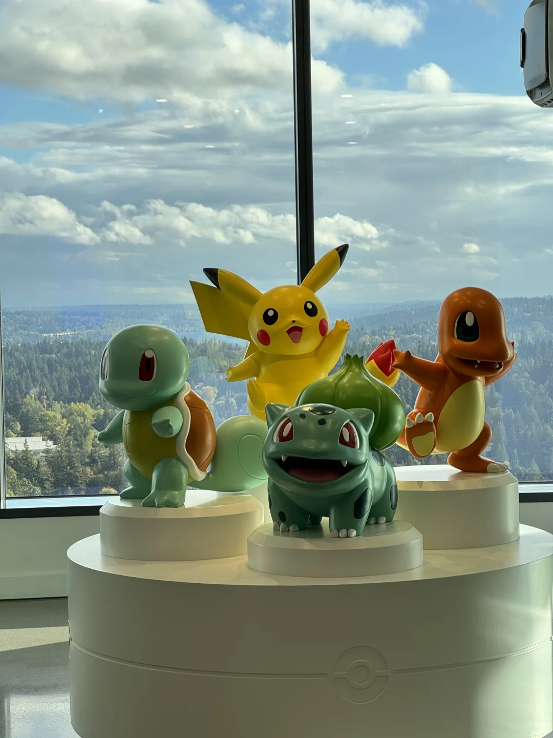 Seattle Local Guide Experience: Pokémon Company Tour, Airport Pickup, Photoshoot, and Personal Assistant