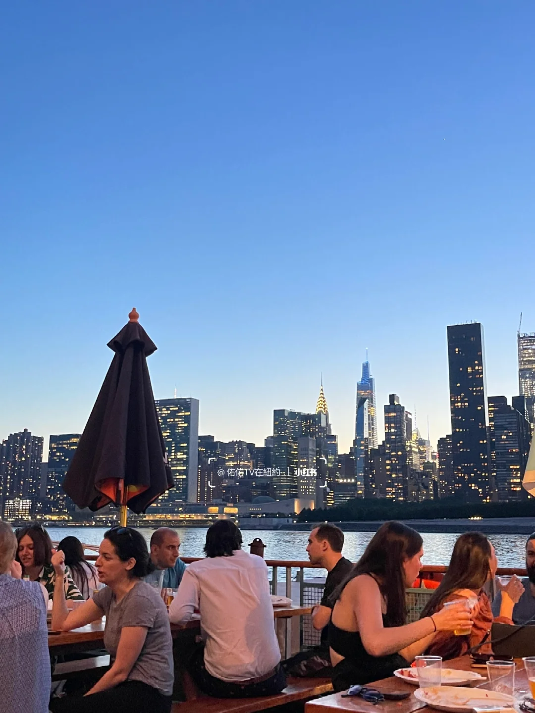 LIC Riverside Open-Air Fast Food Spot! Summer Exclusive! 🍺