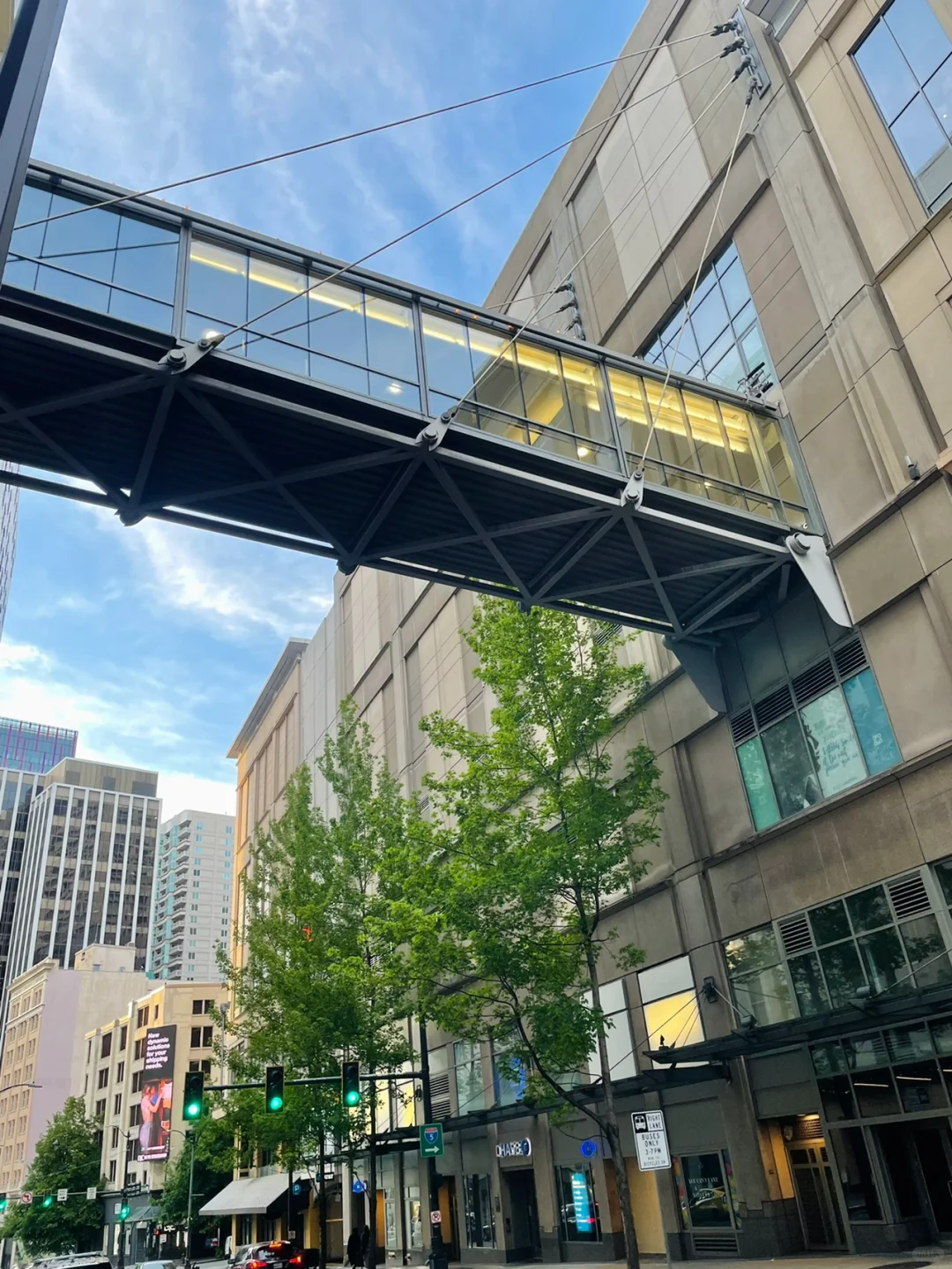 Seattle | Downtown Pine St