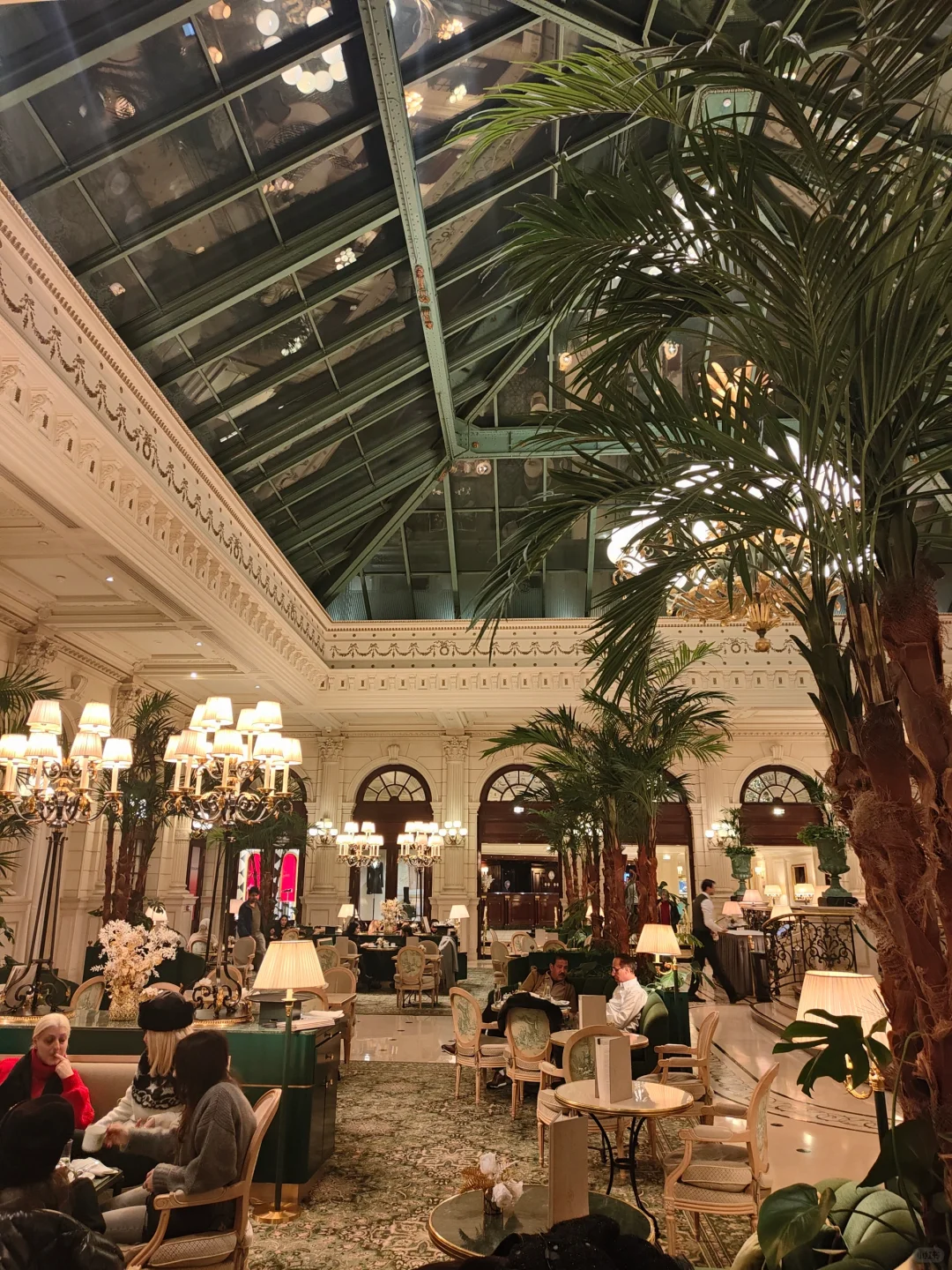 Sipping Coffee in the Opulent Decor of the Second Empire Era 🇫🇷