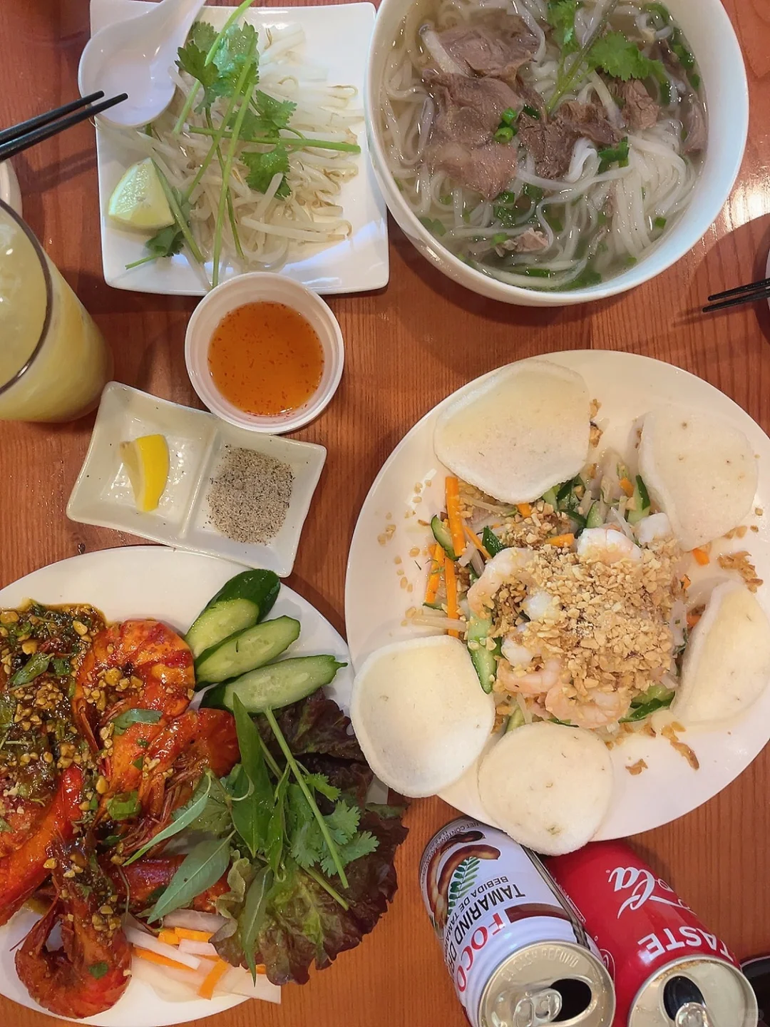 Osaka 🇯🇵｜ My First Time Trying Vietnamese Cuisine 🇻🇳