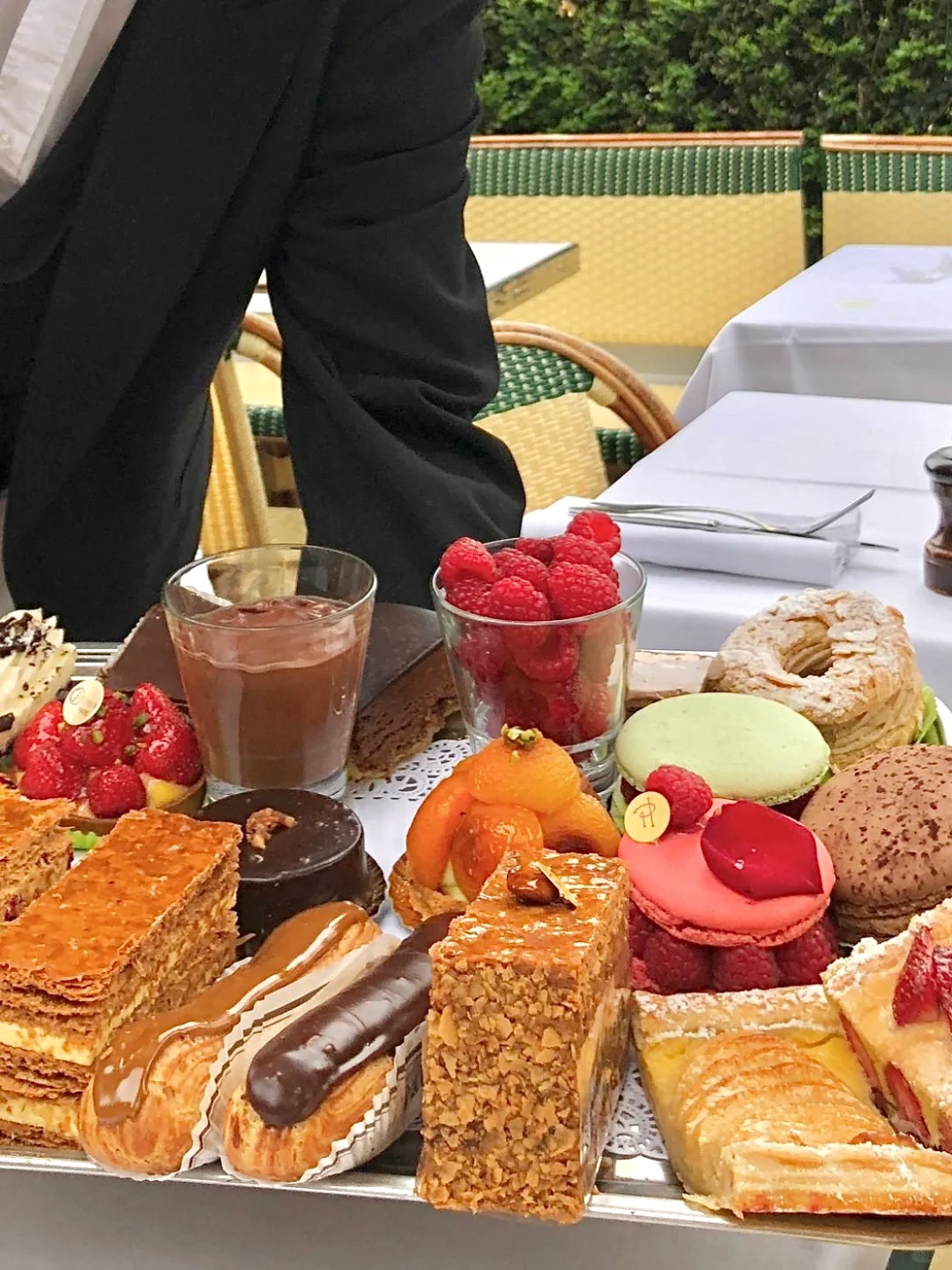 🇫🇷 Must-Visit Classics 😭 Top 5 Cafés in Paris! ☕️