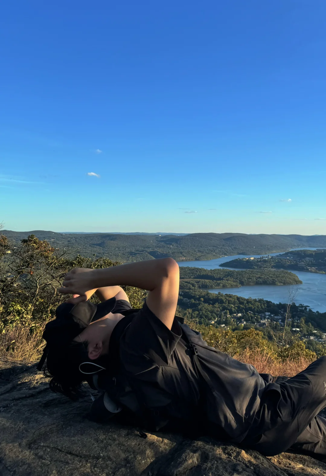Heads in the Cloud ｜ Cold Spring Hiking
