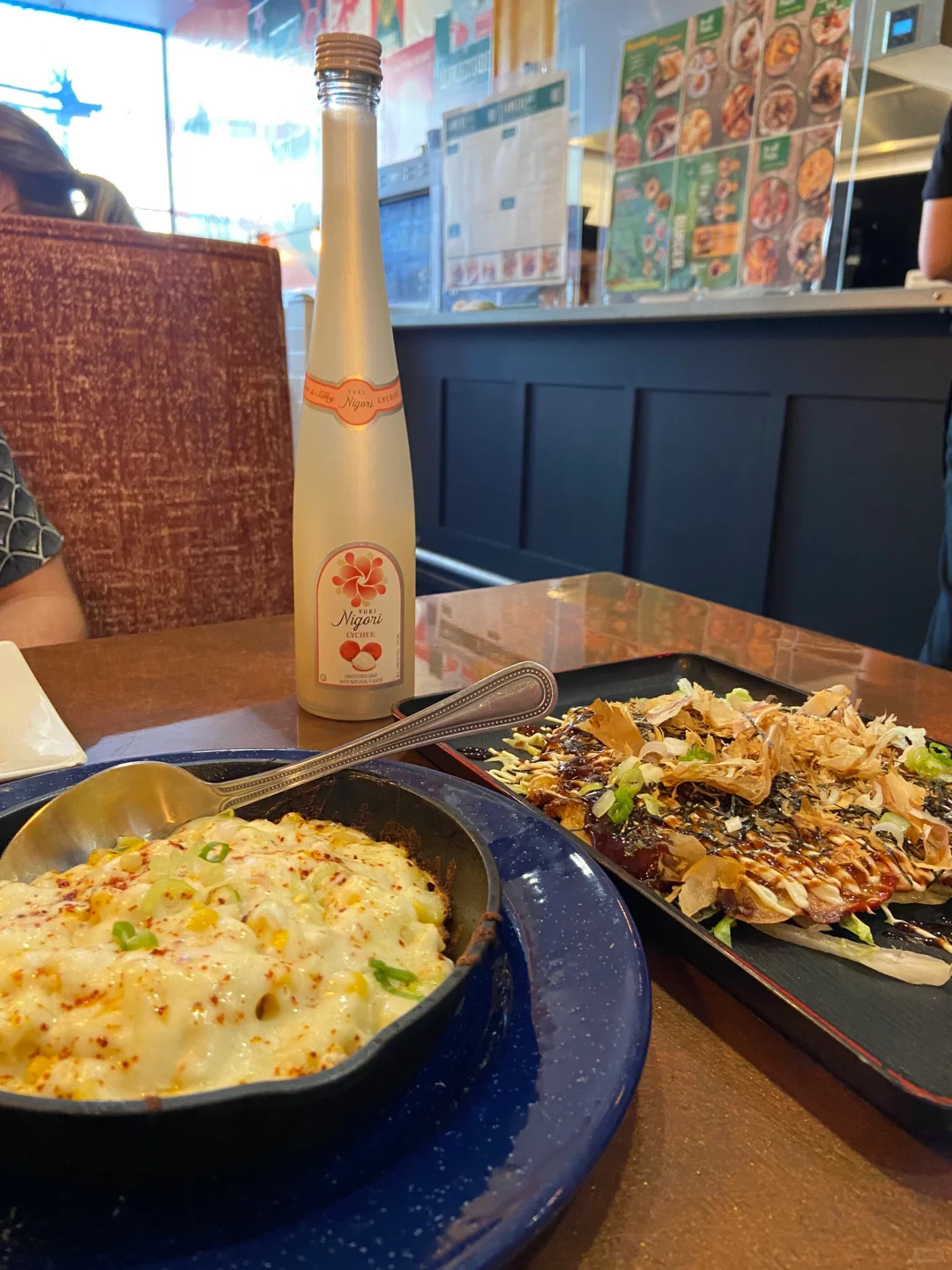 Exploring Cincinnati: Hawkers Alley