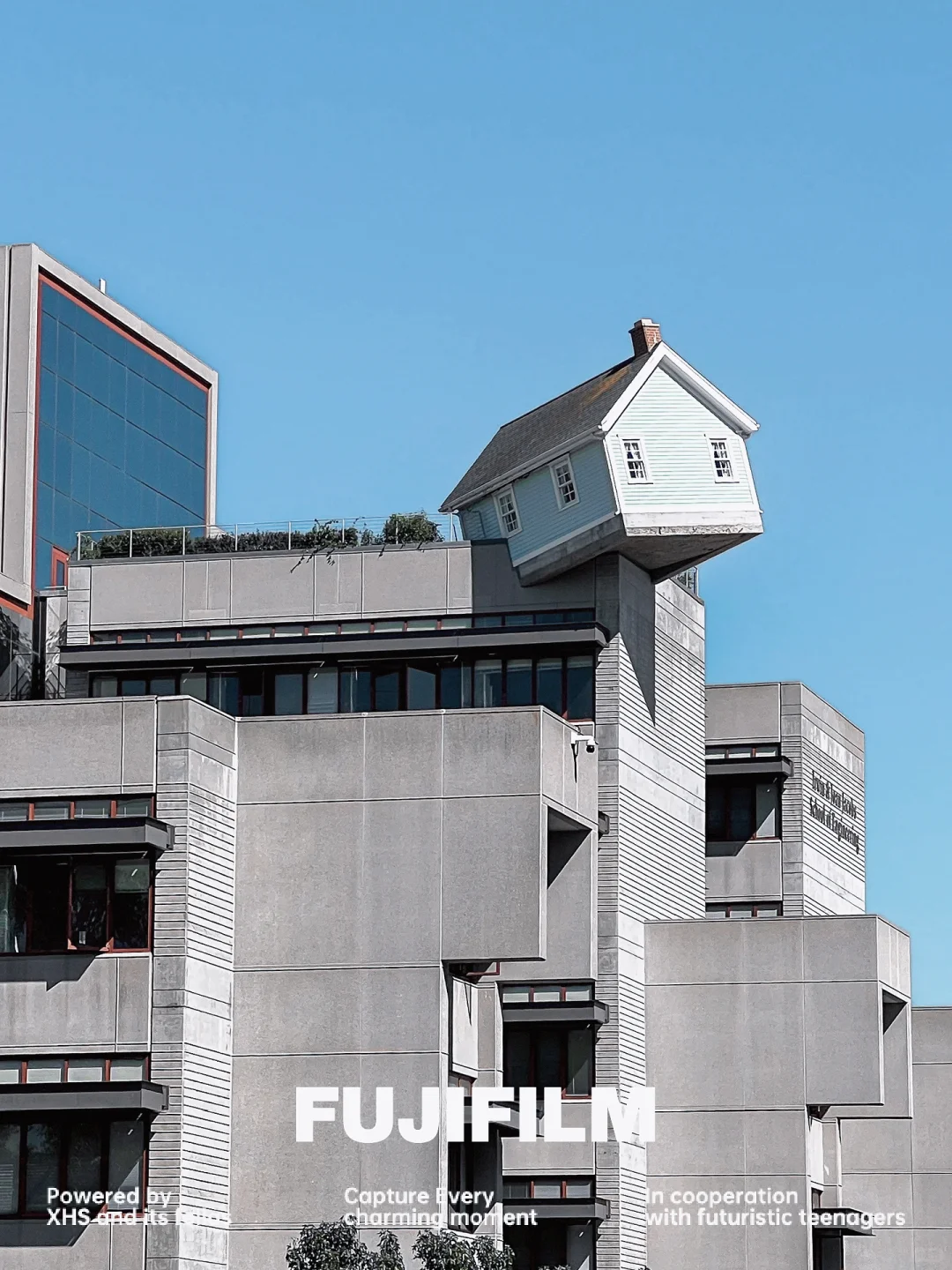 This Tilted House on UCSD's Rooftop 🏠—What’s Really Inside? ❓