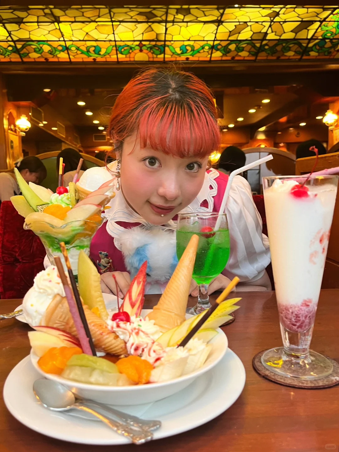 Cafe Hopping | Seibu's Red Velvet Sofa Coffee ☕️♥️