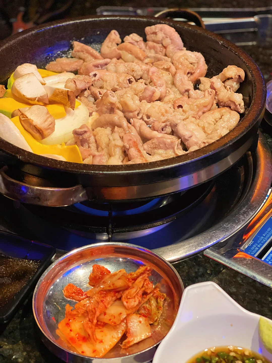 Chicago Food | Korean-style Grilled Beef Intestines in Chicago 🍖🍻