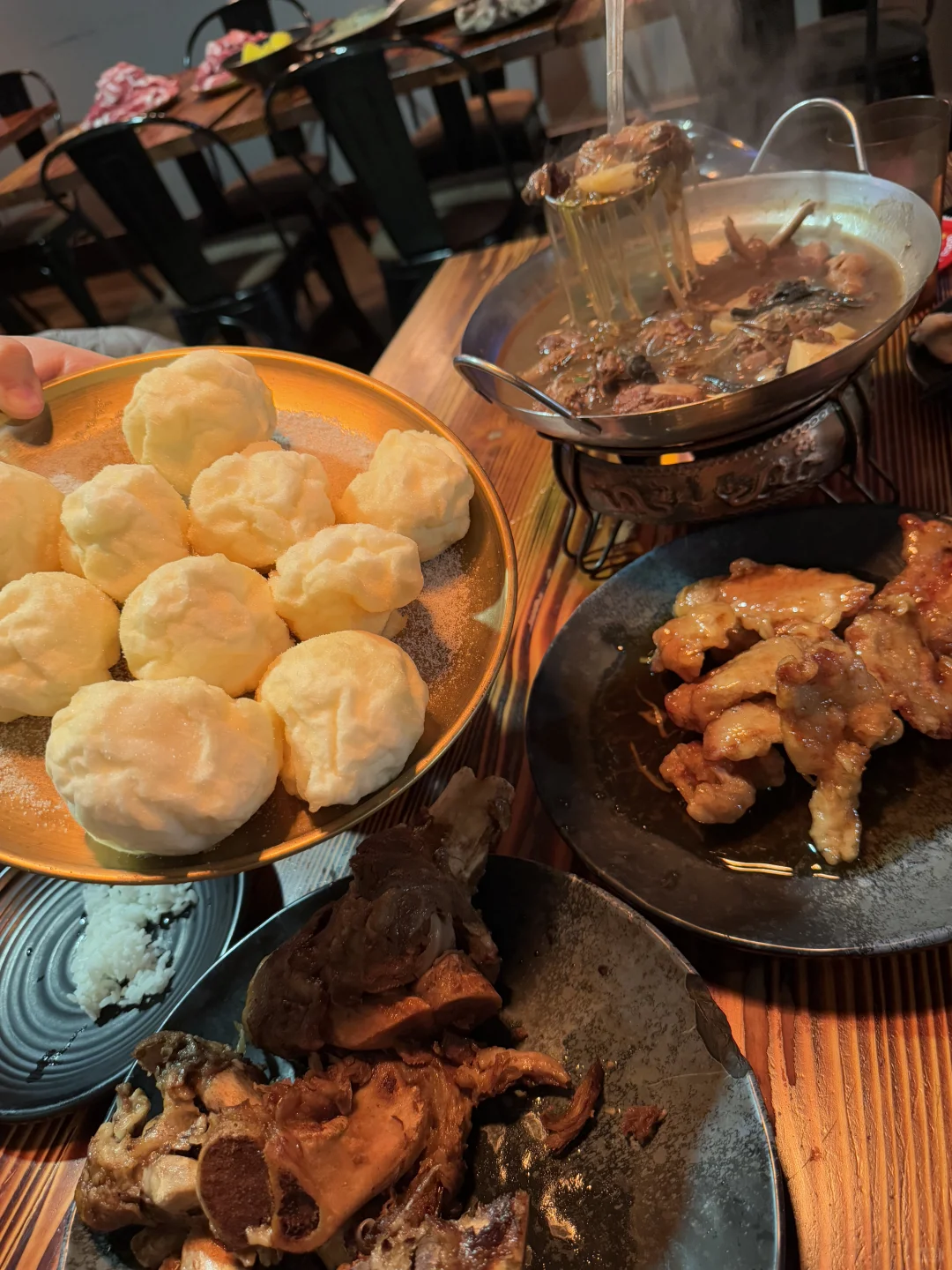 Enjoying Snowy Bean Paste Buns in New York – A True Culinary Gem!! 👏🏻