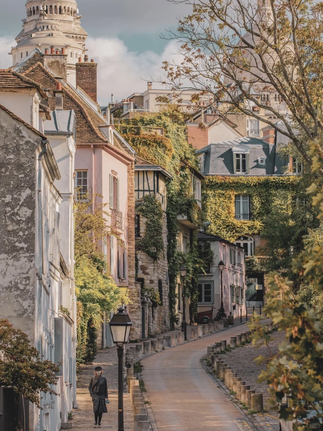 France · Paris | Rue de l'Abreuvoir: The Prettiest Street