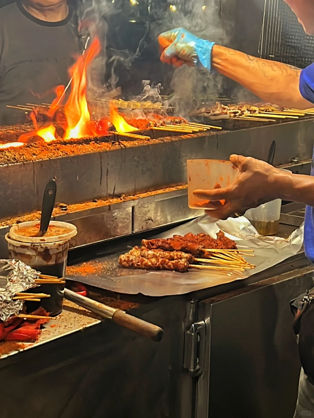 If anyone in NYC hasn't tried this BBQ spot, I'm legit sad, OK?