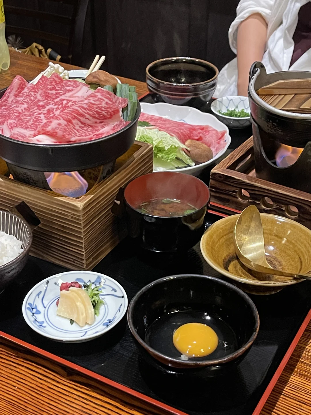 In Kyoto's Hanami Koji Alley! Hidden Affordable Sukiyaki!!