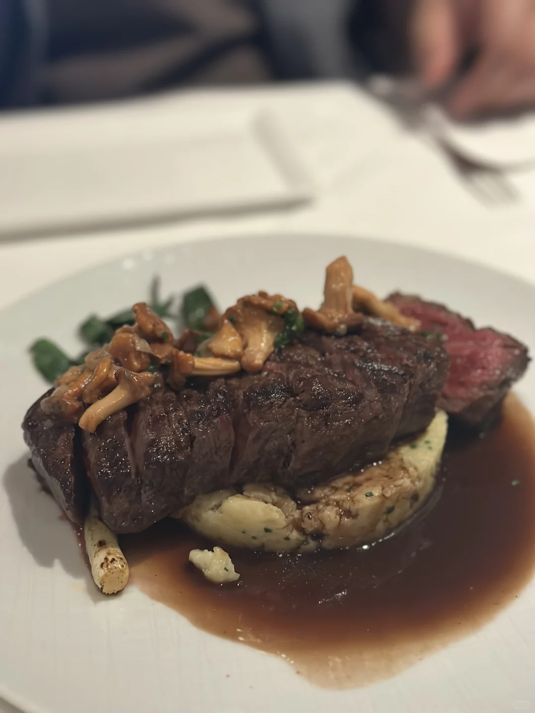 Foodie Alert: Silicon Valley's Top Pick – Michelin-Starred Steak & Seafood Joint