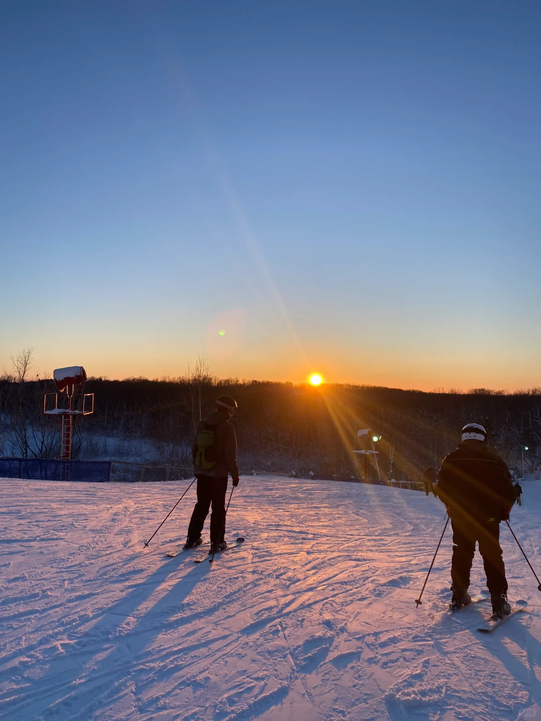 Looking for a Ski Buddy in Chicago! 😝🎿🏂