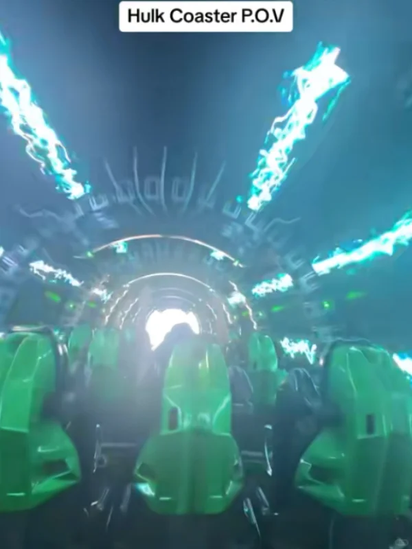 Hulk Roller Coaster Point-of-View (POV) Ride Experience