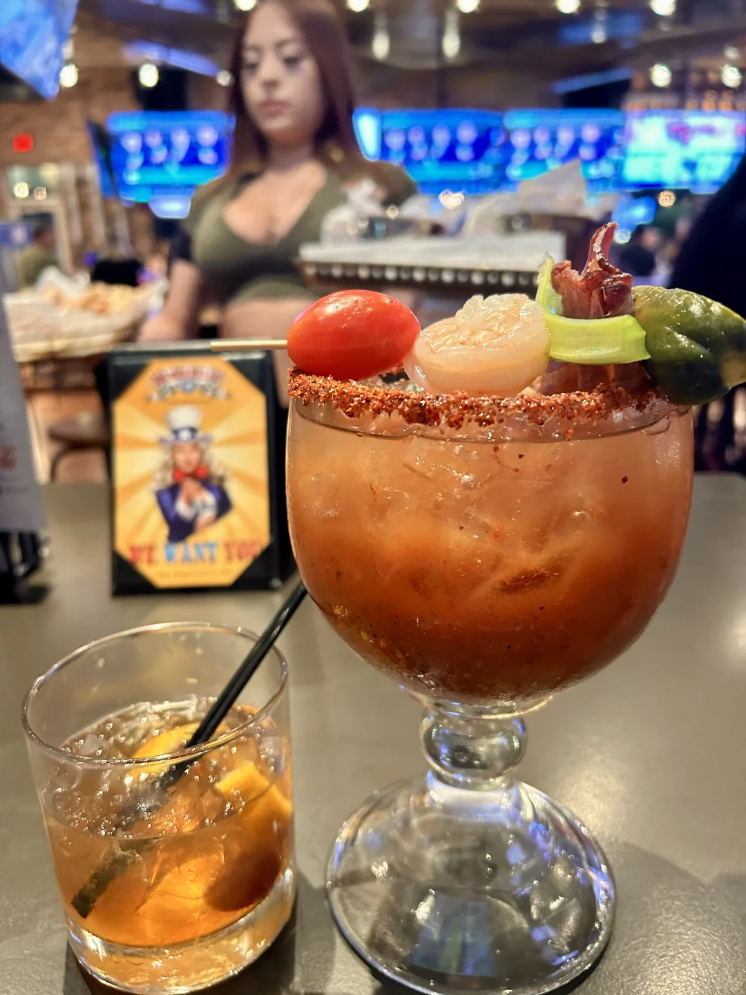 Summer break is here🍻 This Houston bar is fire—highly recommended!