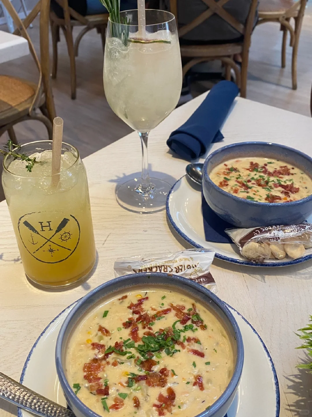 "Discovering Chicago's Comfort Food"