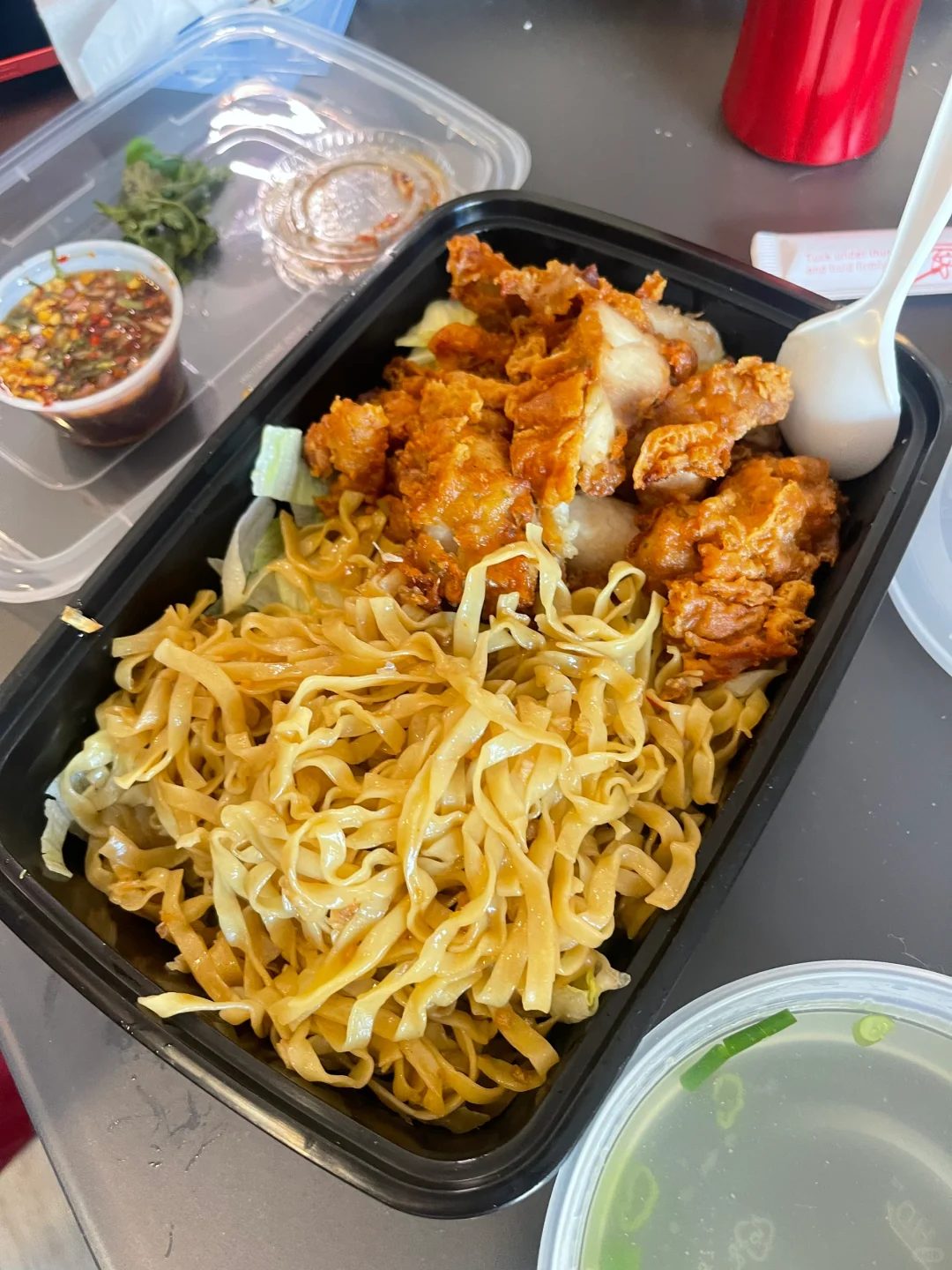 Delicious Thai Food, Aroy Mak! 😋