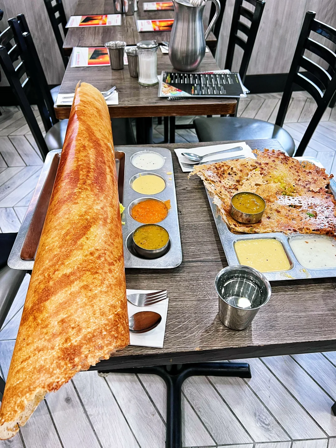 New York Eats: Massive Indian Flatbread 🫓 Almost Too Big for My Wide-Angle Lens