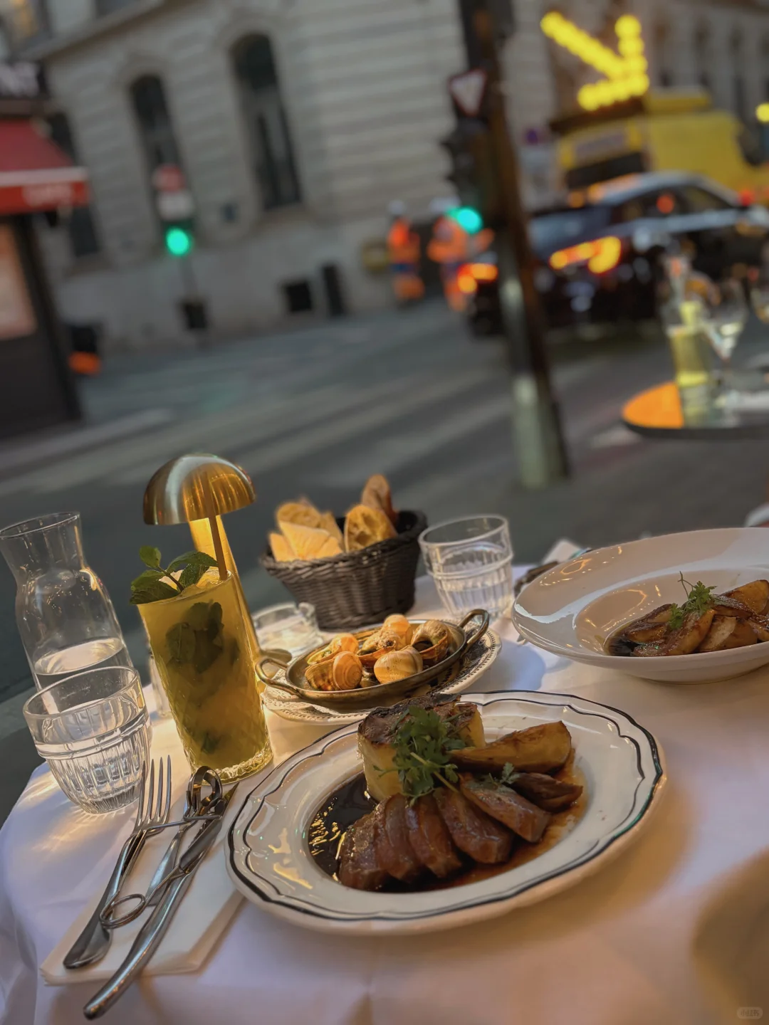 🇫🇷 Paris | 🧩 Successfully Checked into Jennie's Fave Restaurant 🦞