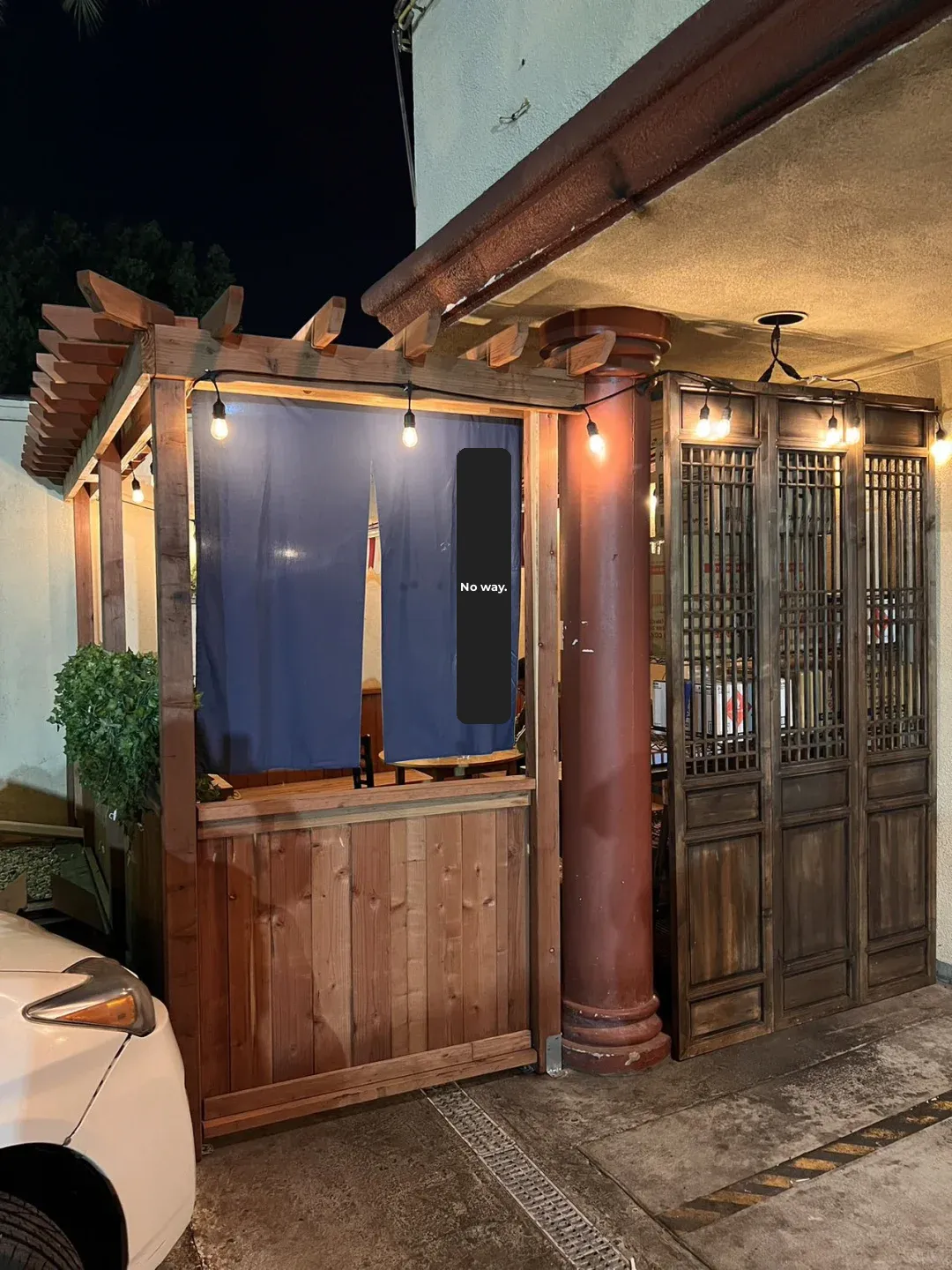 The Enigmatic Table 0 at the Cozy Tavern