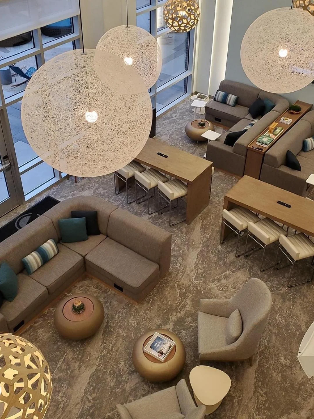 Downtown St. Louis! A Super Modern and Affordable Hotel