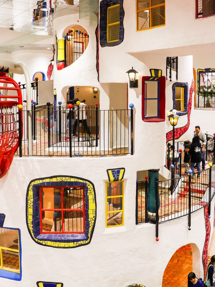 Japan Free Travel 🇯🇵 Perfect for Family Fun: Osaka's Kid-Friendly Playground