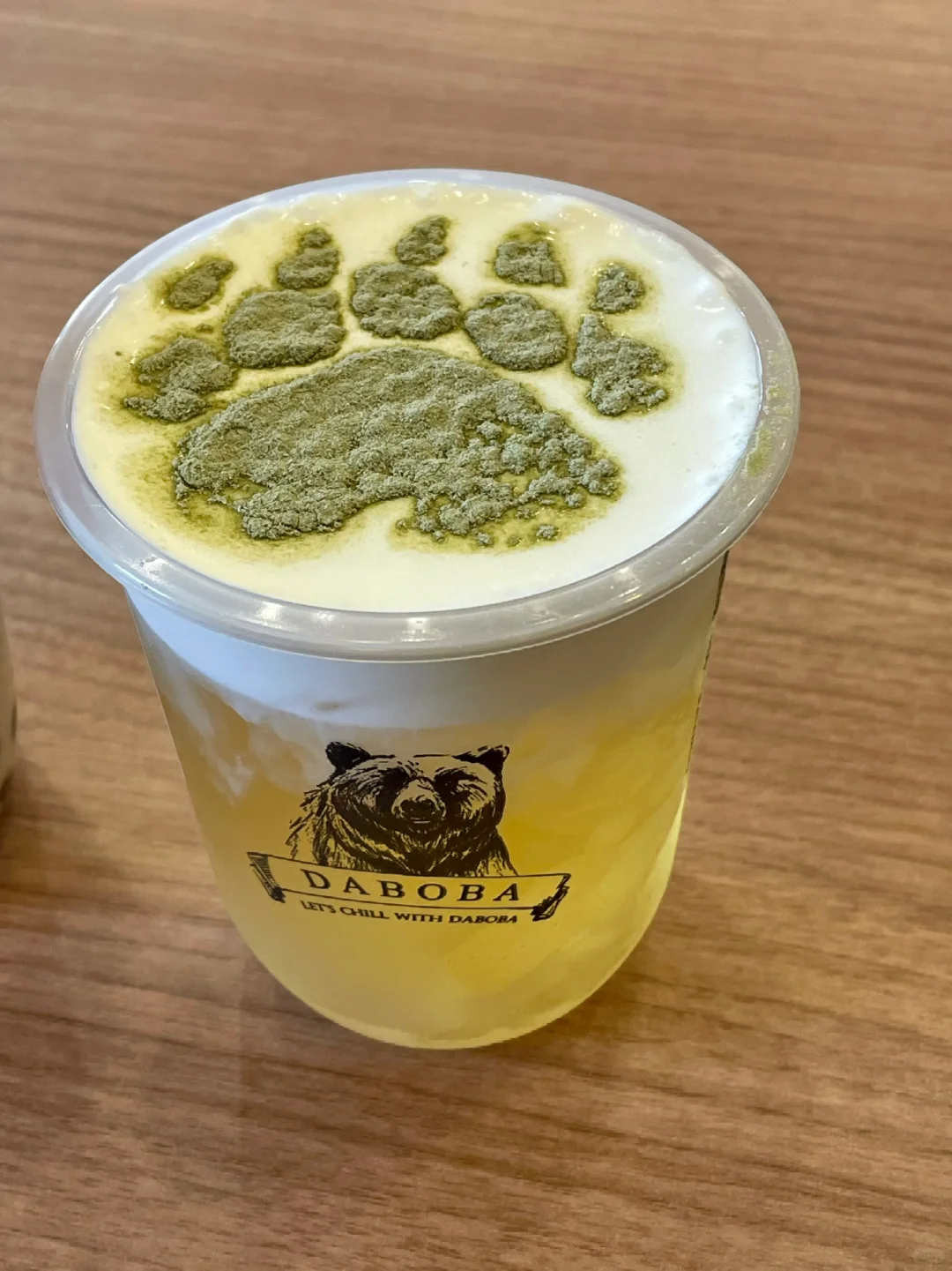 AZ Food Adventure 116｜Sip on the Adorably Cute Bear Paw Milk Foam 🐾