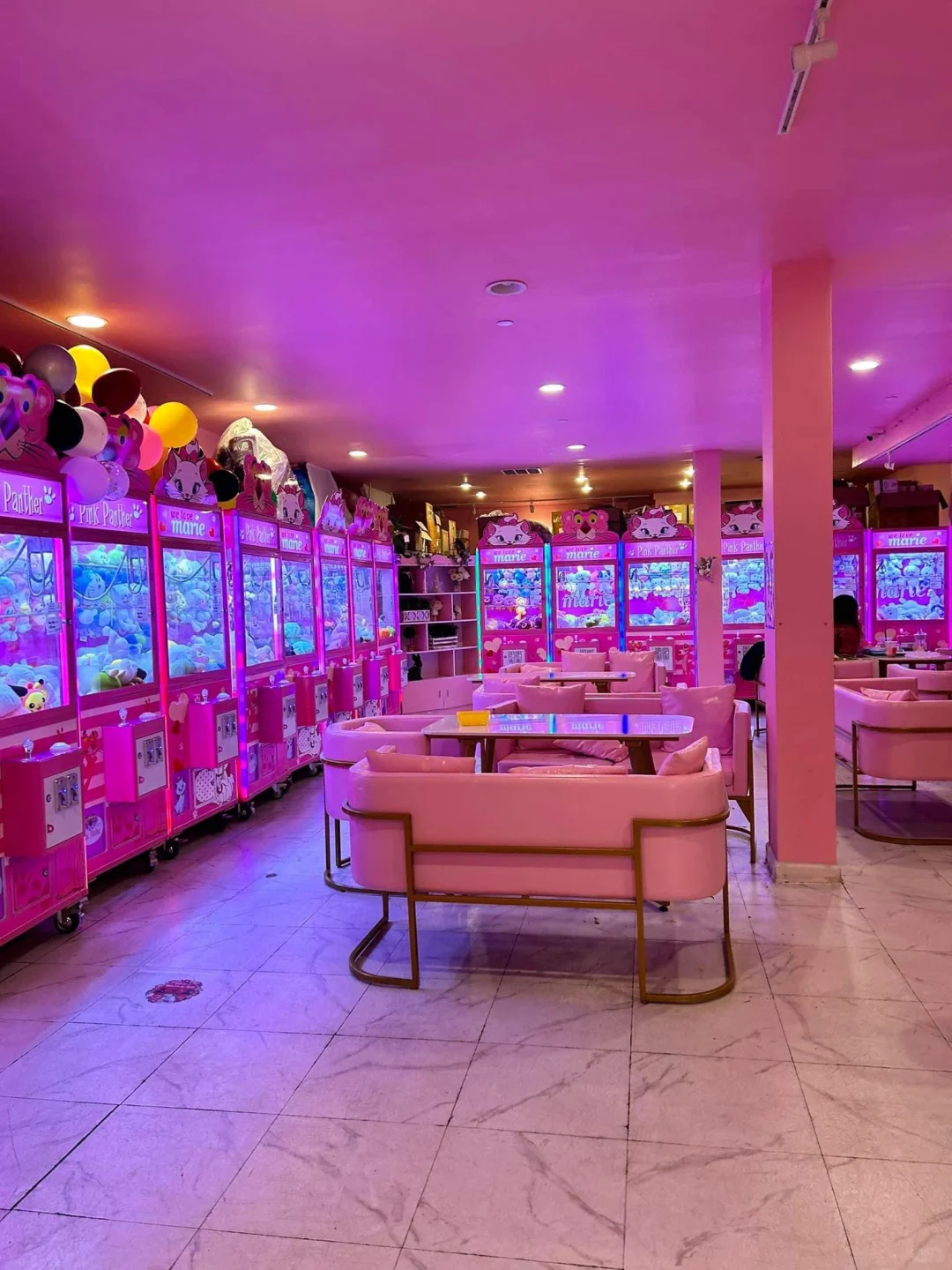 Even the U.S. Has Adorable Shops!