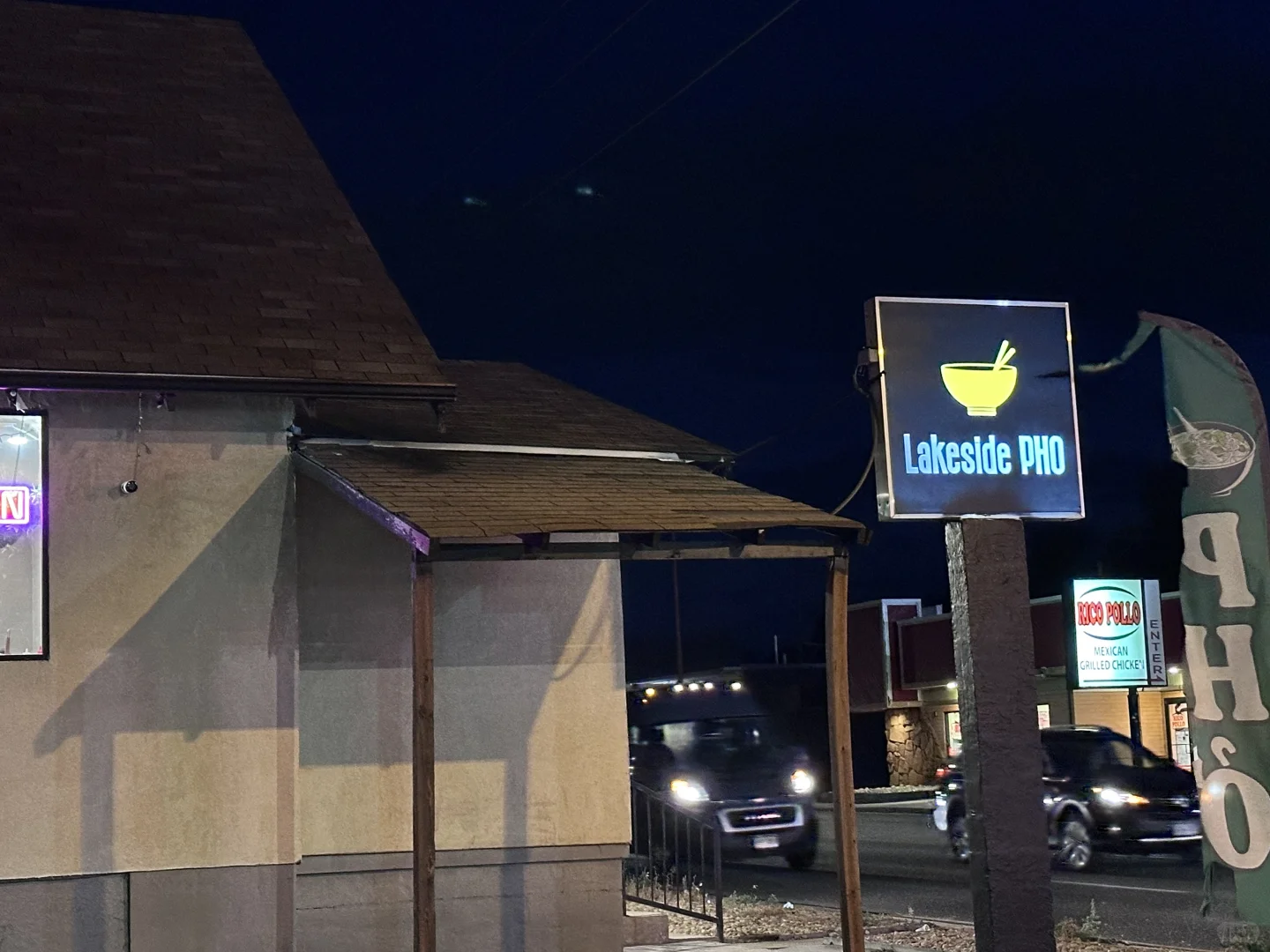 Avoid This Denver Lakeside Pho Spot—Threw Up Right After Leaving