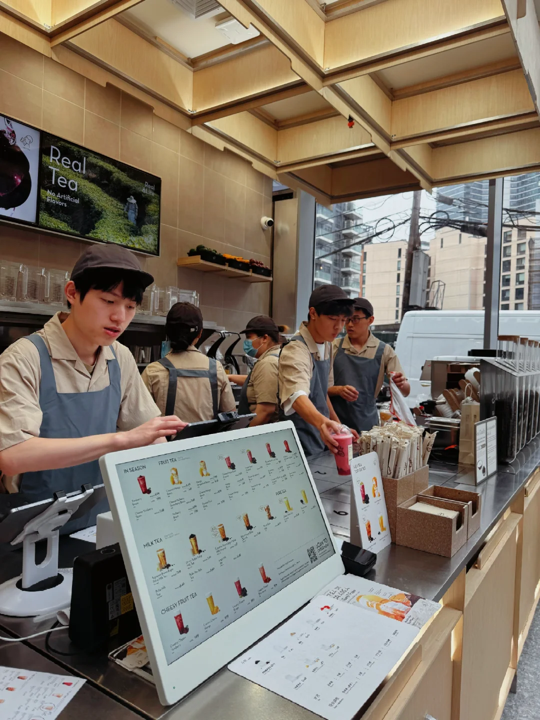 New HeyTea Store Opens in New York (Again)! Buy One, Get One Free – Let’s Go! 🐛