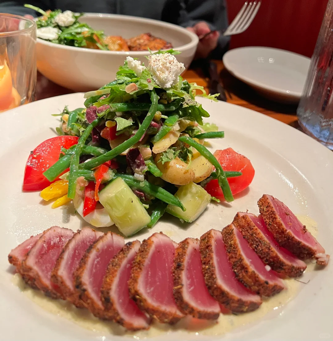 Hidden Gem in Columbus: Third & Hollywood