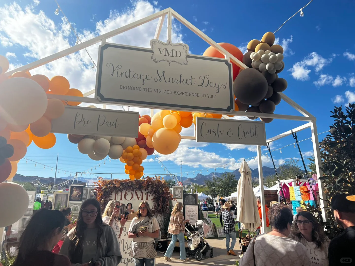 Saturday Vintage Market in Las Vegas