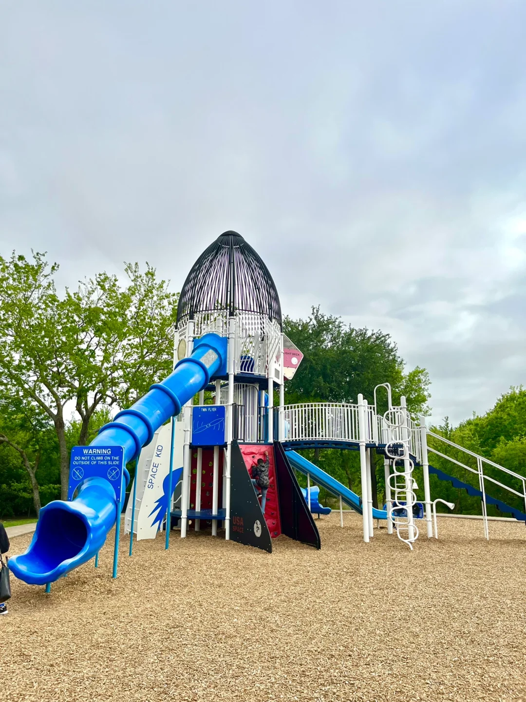【Dallas·Family Outing】Rocketship Park: A Space-Themed Playground for Kids
