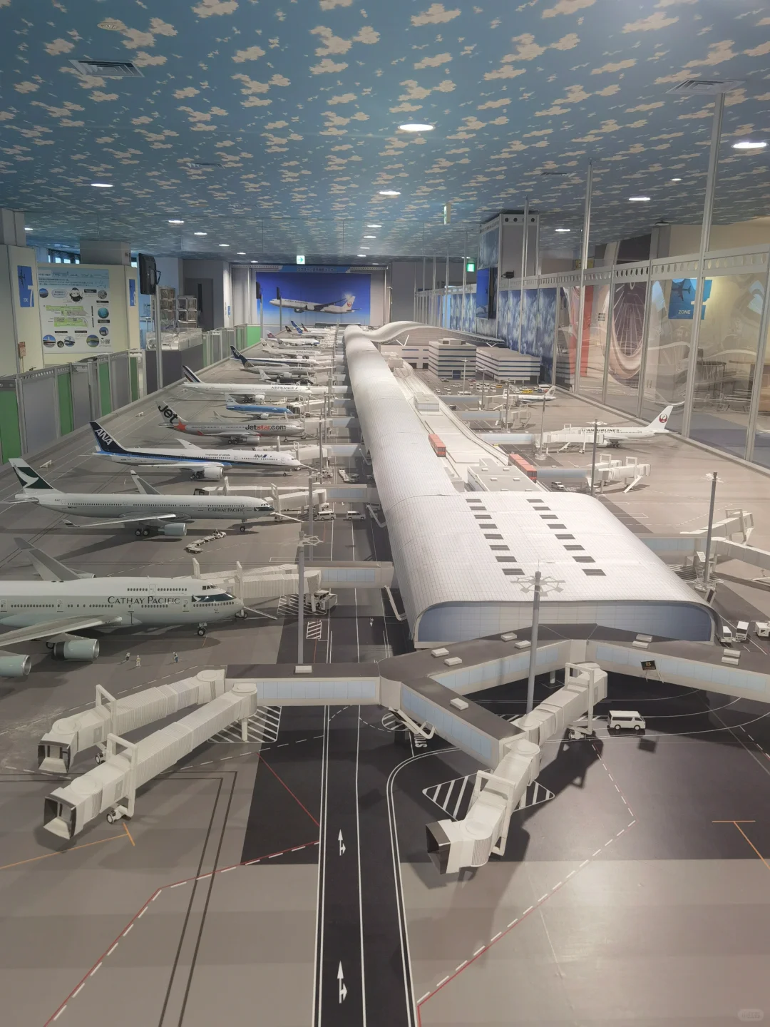 The Observation Deck at Kansai International Airport is a Must-Visit!