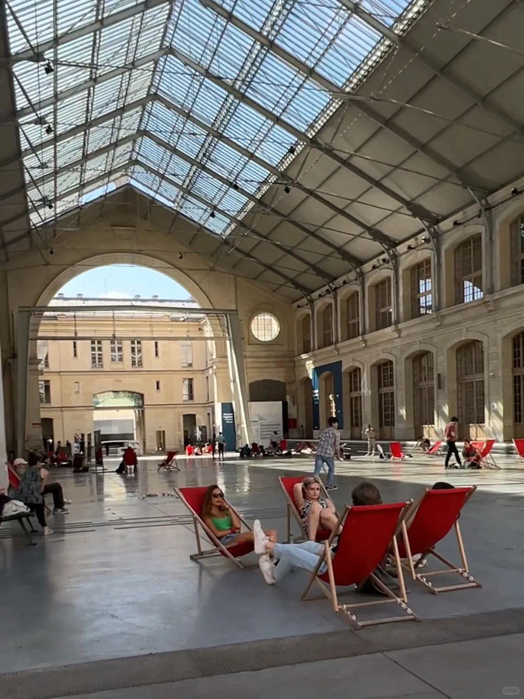 The Cool Spots in Paris