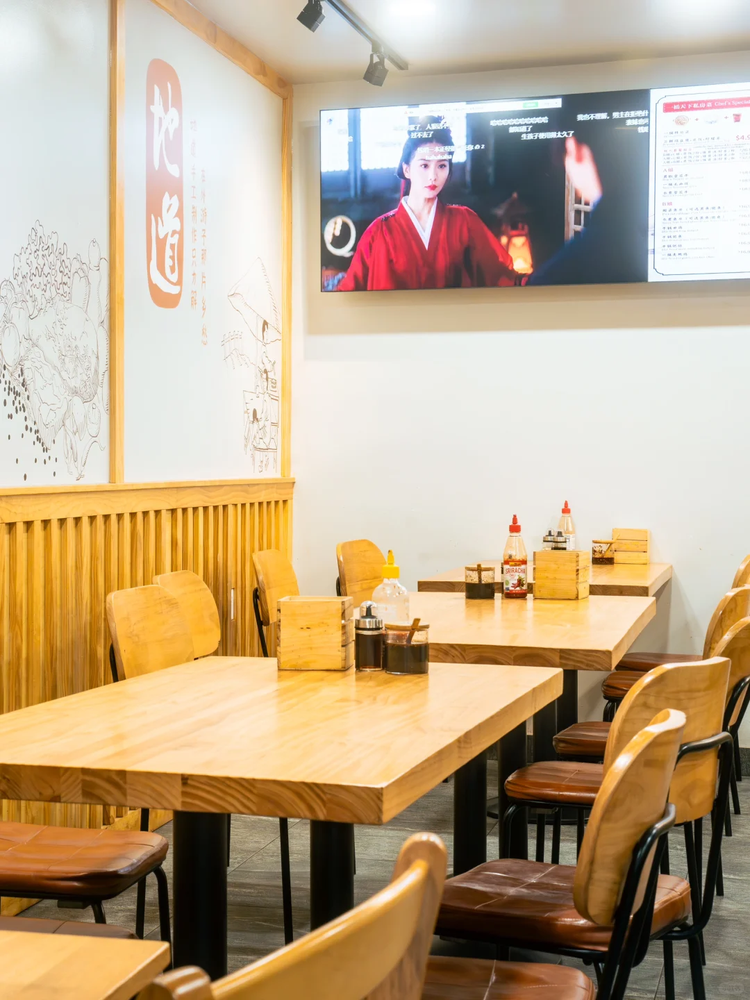 Only in BK can you conquer the world with a bucket! So delicious 🥢