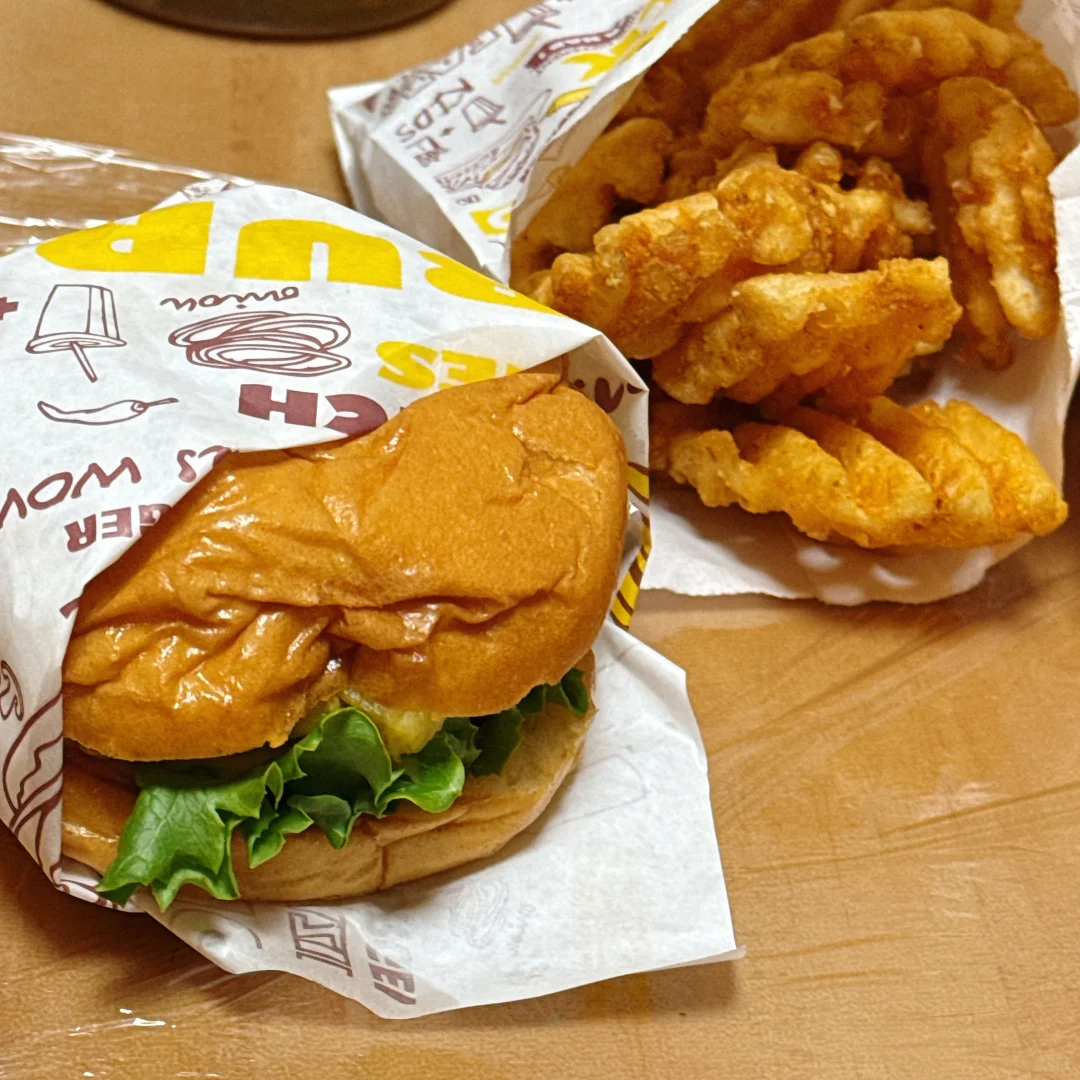 First Time Trying Such an Amazing Beef Burger in New York 🥺