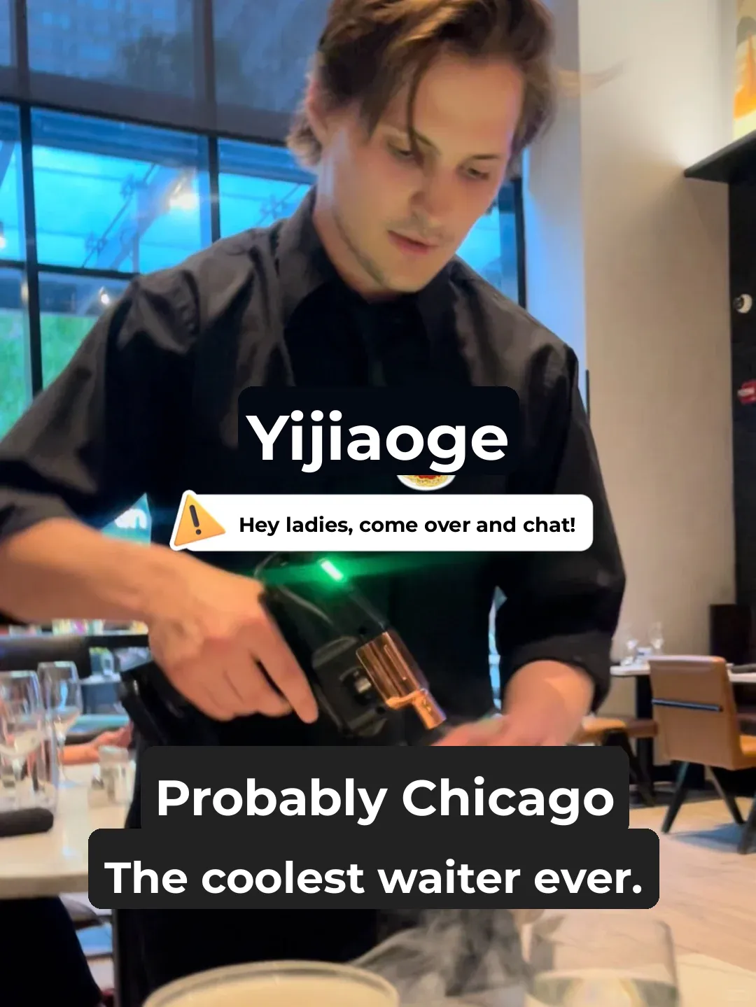 Chicago | 🇮🇹 Probably the Most Handsome Waiter in Chicago❗️