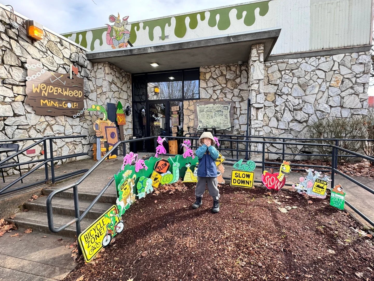 Portland Family Fun: Wonderwood Mini Golf