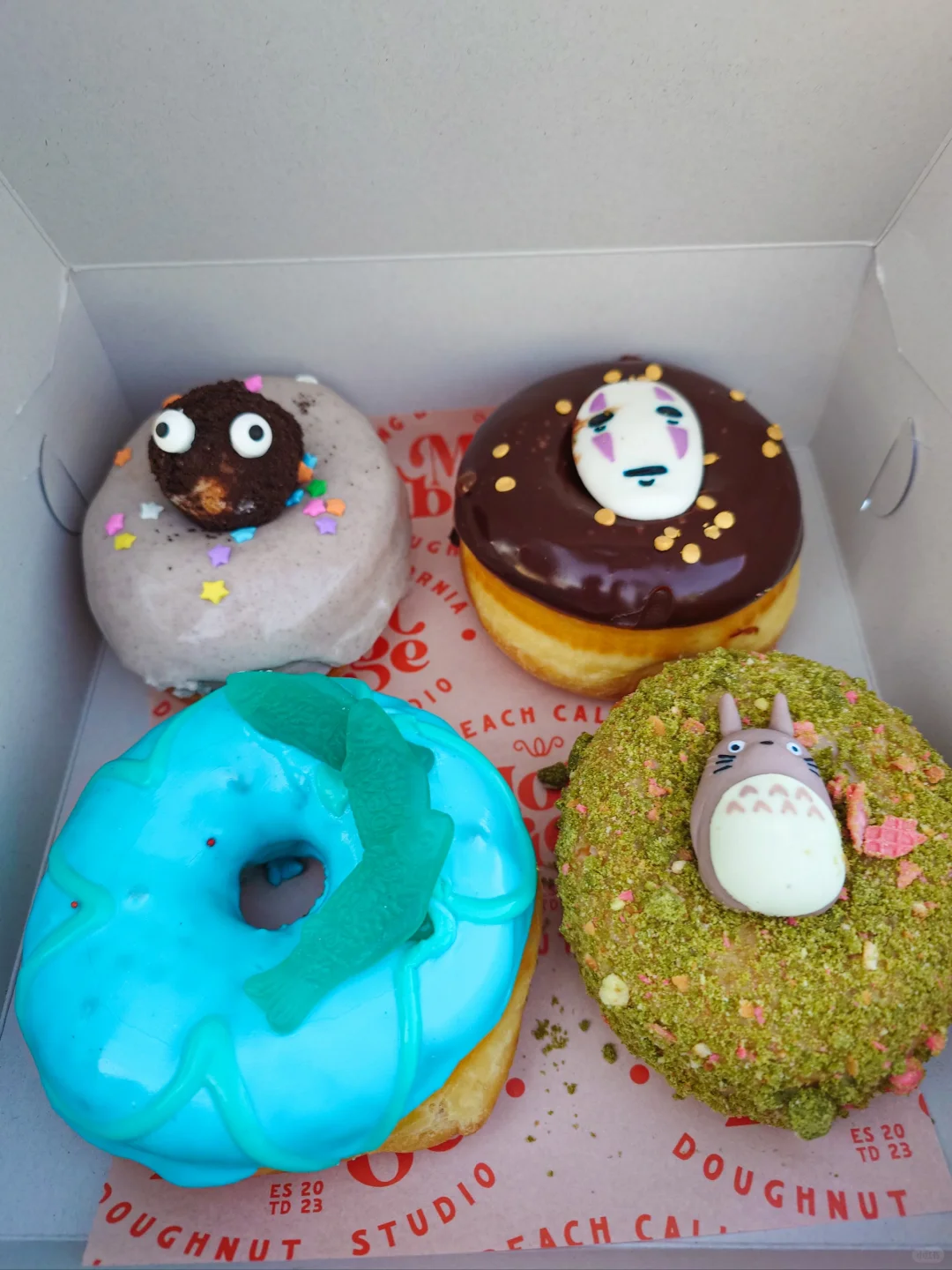 LA's Hottest Donut Shop