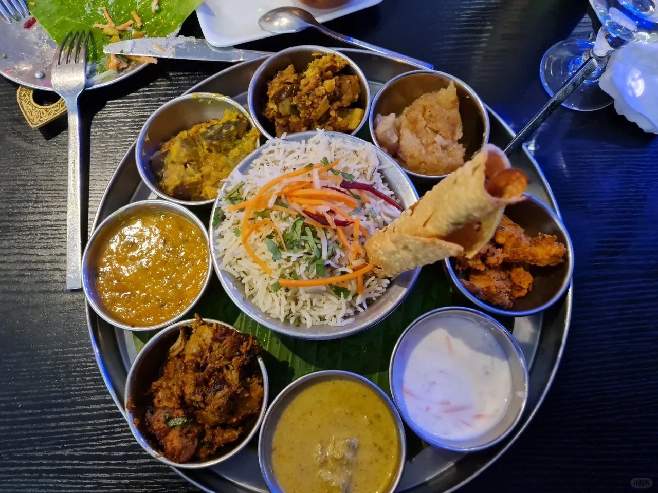 Paris Eats ‖ Top Indian Restaurant: Curry and Naan 😋