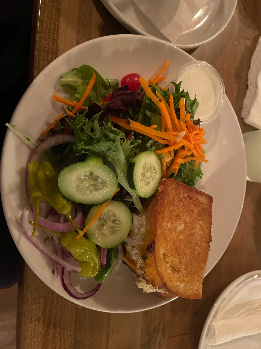 "Highway 1 Eats: Italian Cuisine in Monterey, California 🇮🇹"