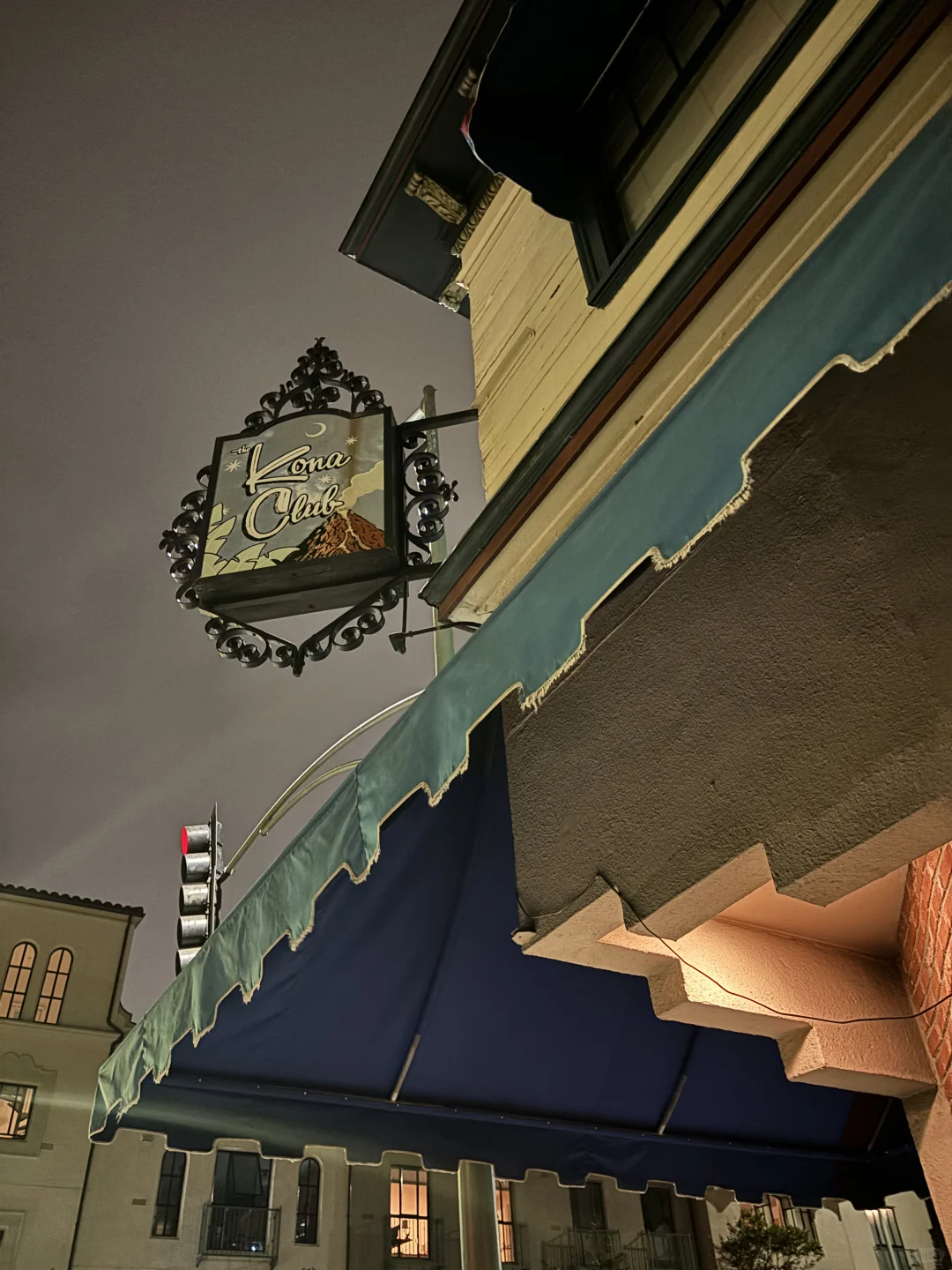 Bay Area's Best Cocktail Spot 🍹: Kona Club