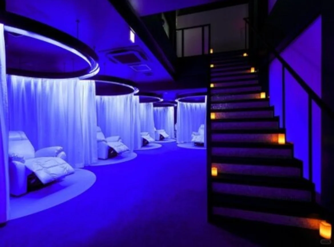 A Sleep-Only Shop in Osaka, Japan