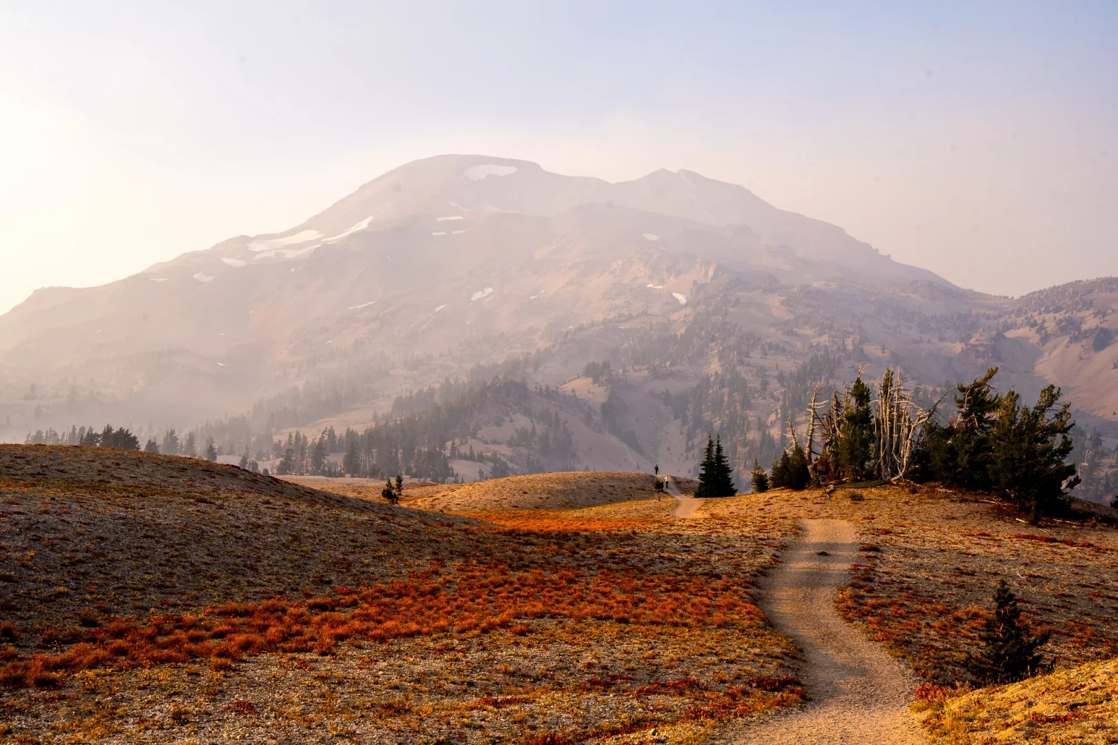 Summiting Oregon's South Sister on a Hazy Day (Including Tips)