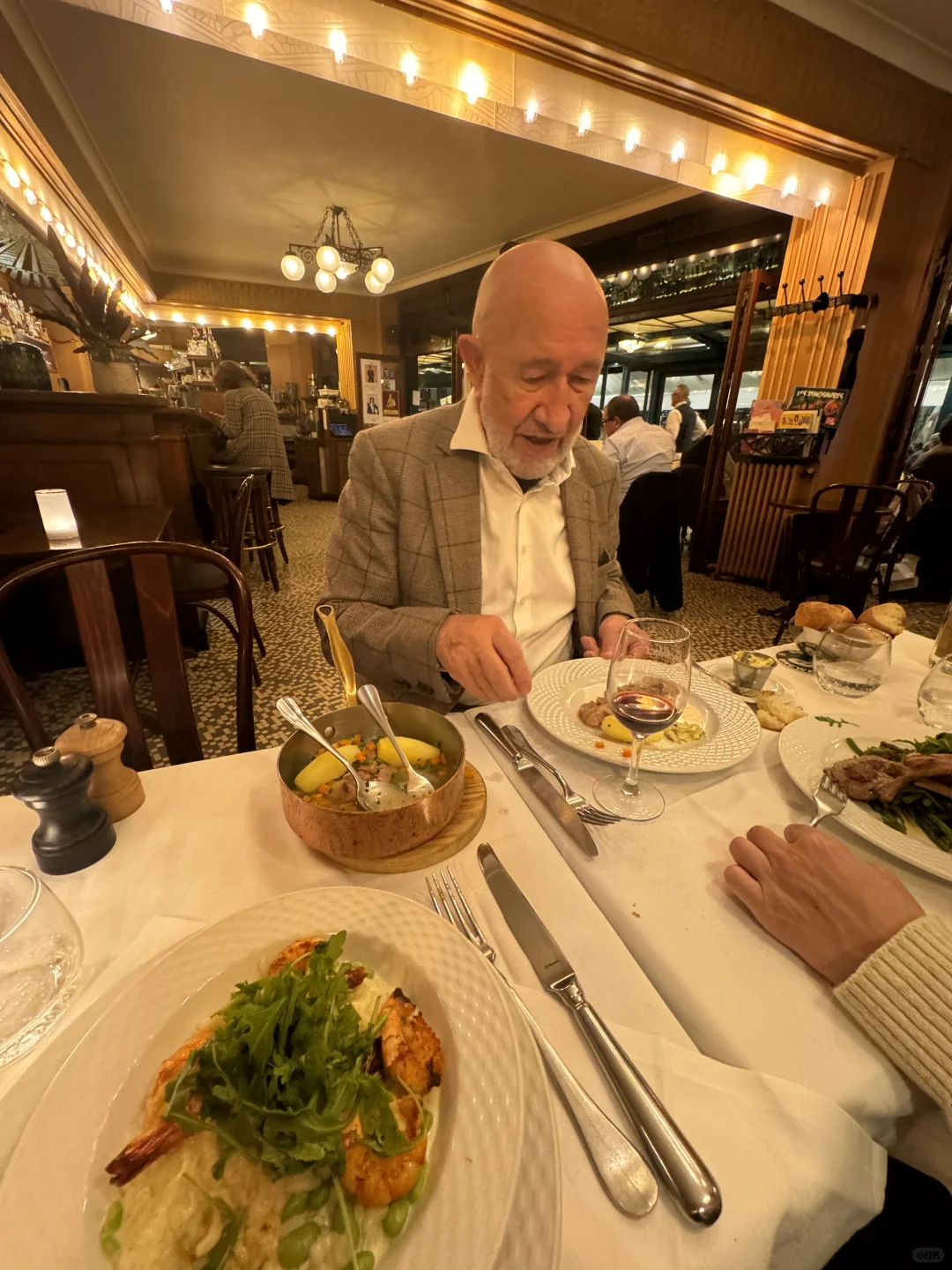 Don't Miss Out on Le lelect, the Centuries-Old Parisian Gem