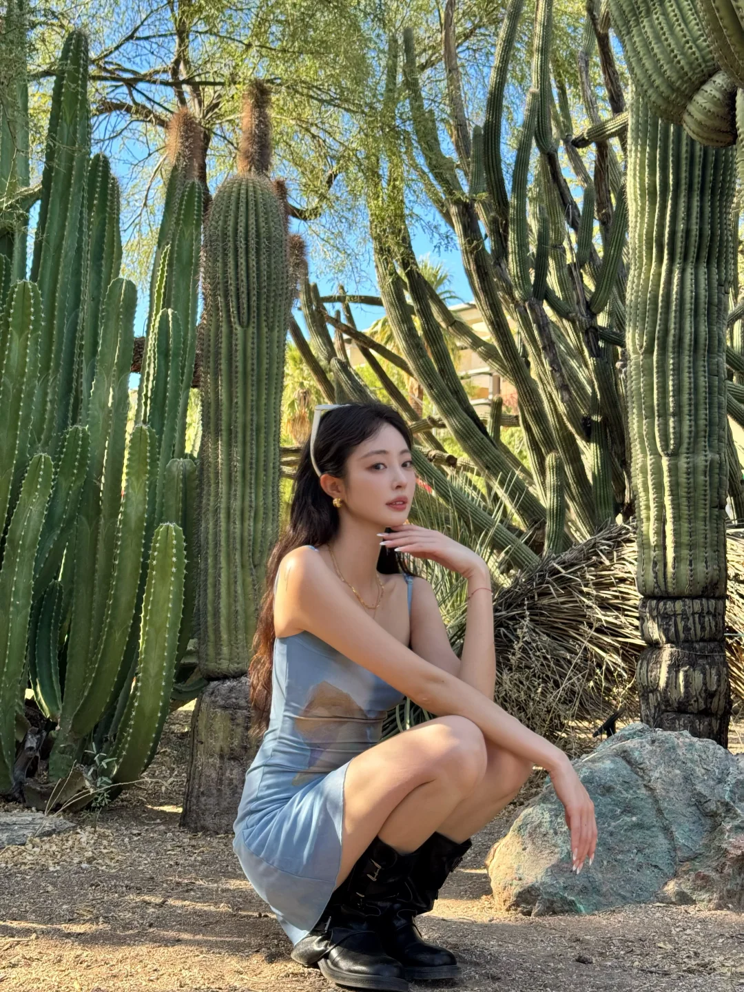 Save these travel photo poses! Snap and slay every shot! 📸